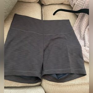 Lululemon wunder train short